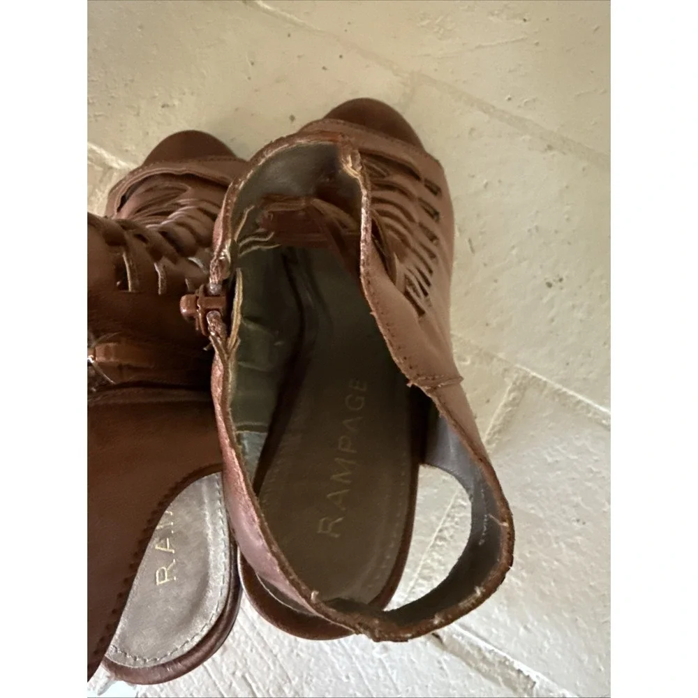Rampage women deeana